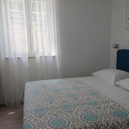 Apartament Roza Cres Zewnętrze zdjęcie