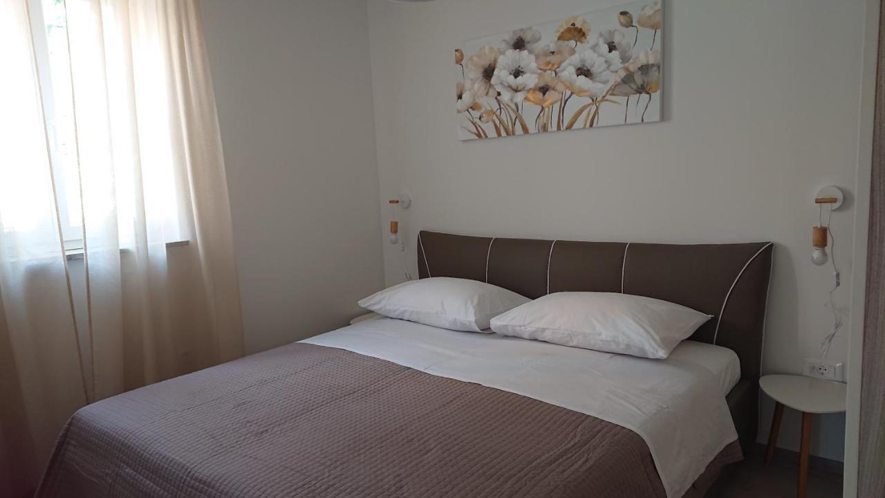 Apartament Roza Cres Zewnętrze zdjęcie